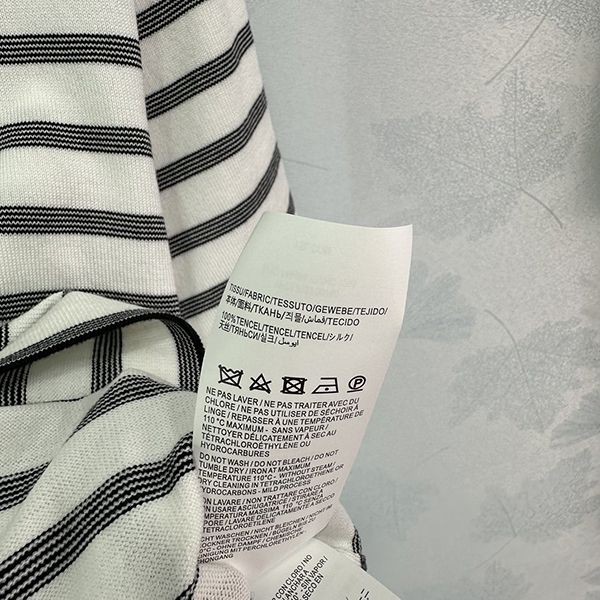 超話題! 2024SS サンローラン ボーダーＴシャツ 偽物 半袖 クルーネック Sao54951
